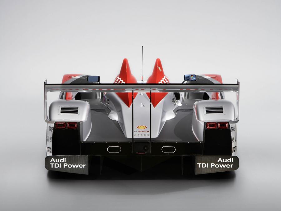  Audi R10 TDI 2008 года  (фото 8 из 57)